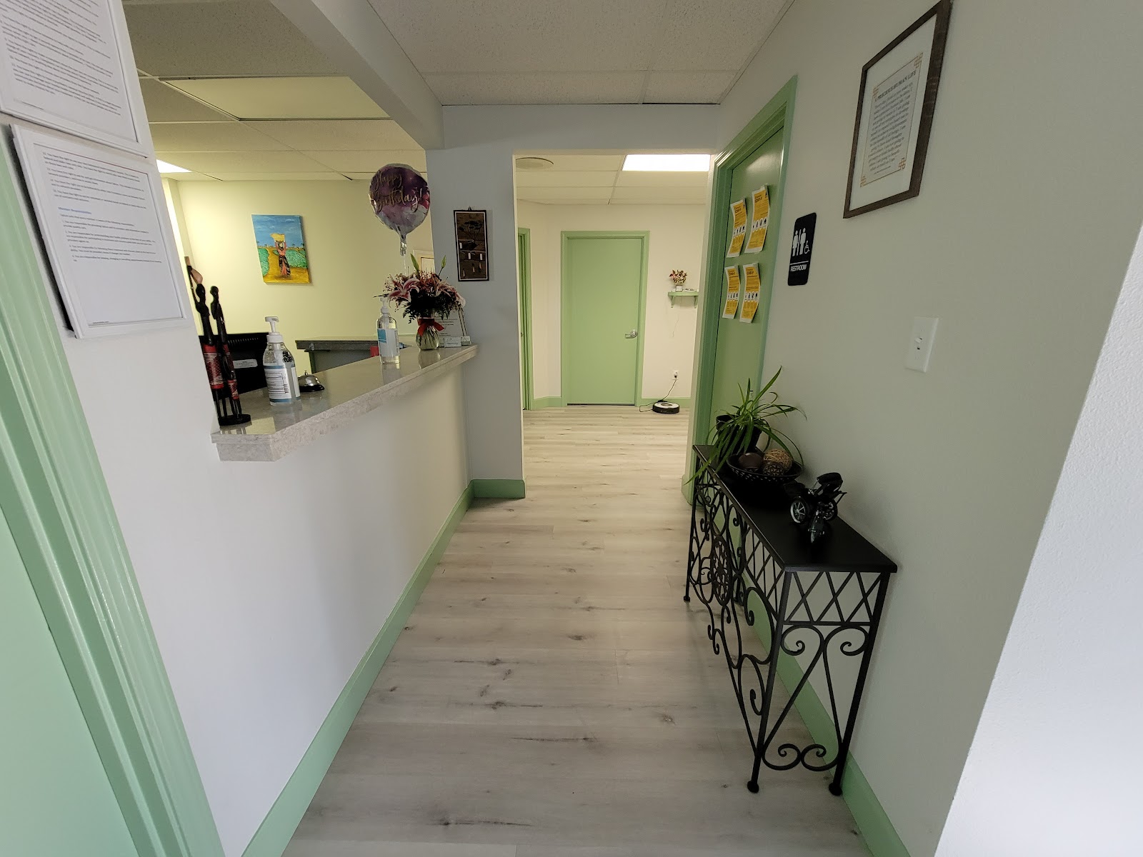 Office reception area cleaned by Sophisticated Cleaners in the Treasure Valley